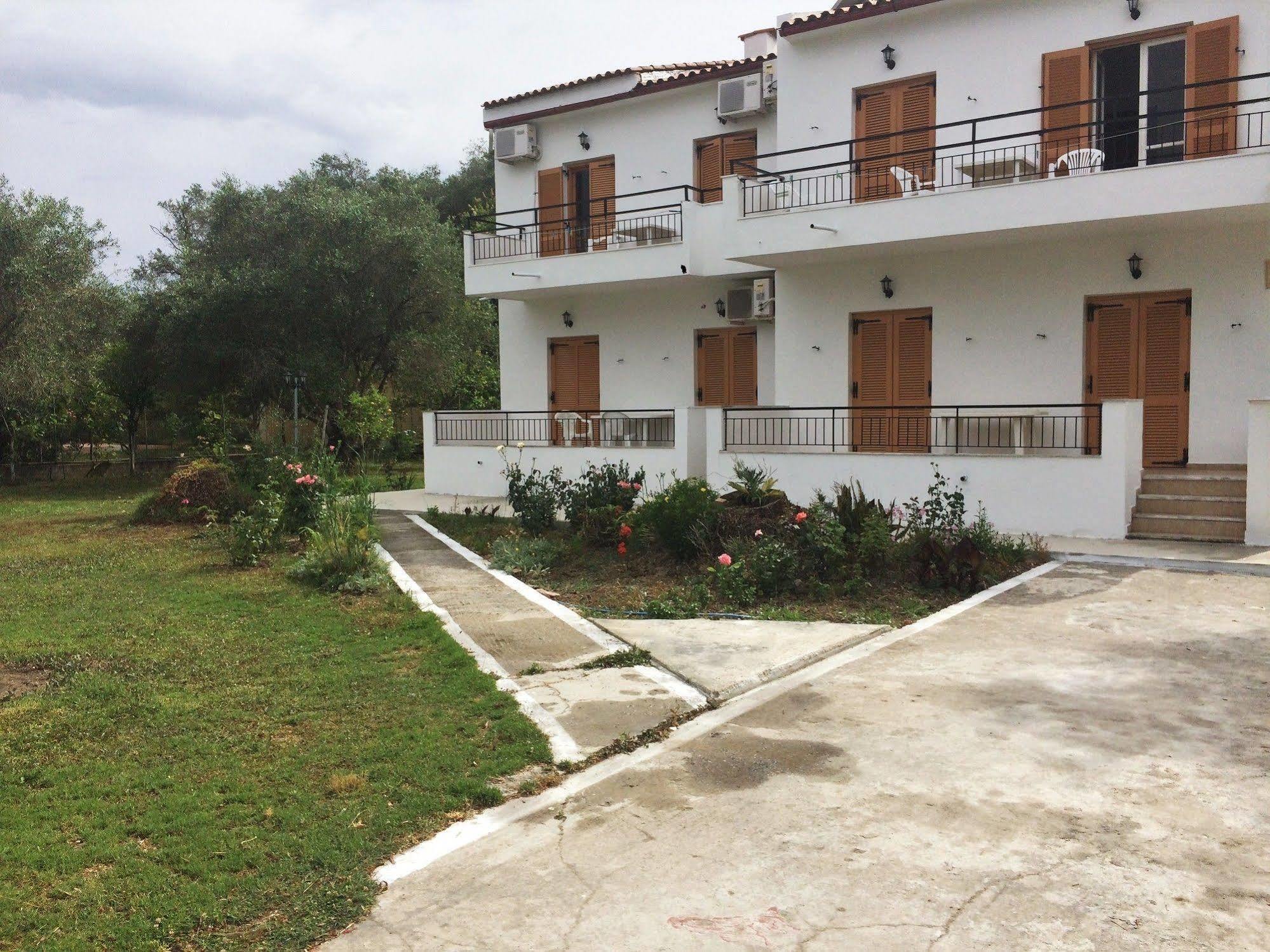 Captains Studios & Apartments Kávos المظهر الخارجي الصورة