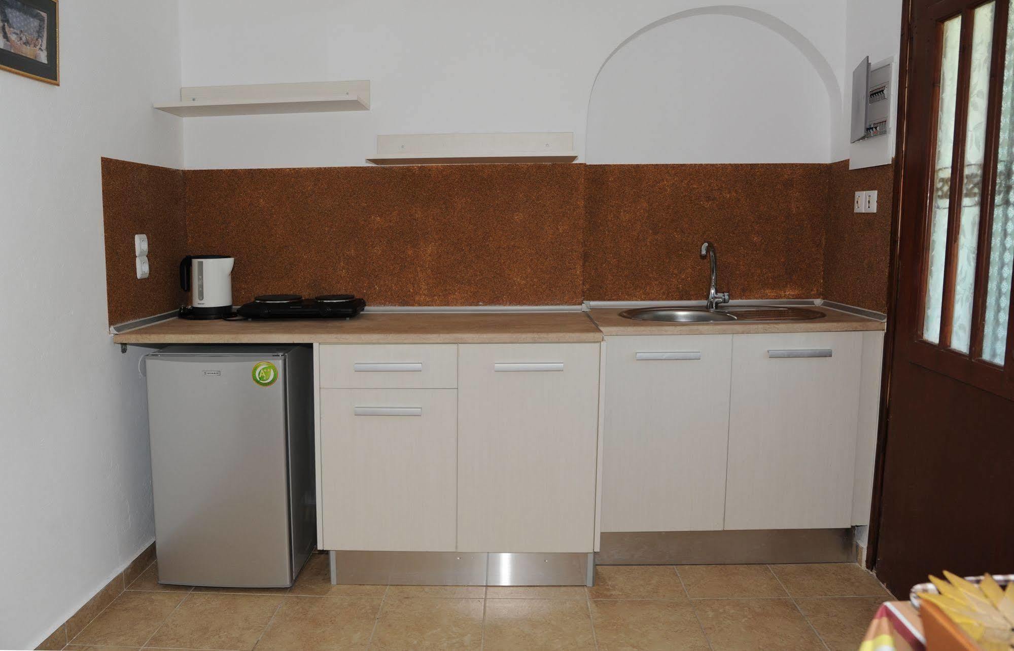 Captains Studios & Apartments Kávos المظهر الخارجي الصورة